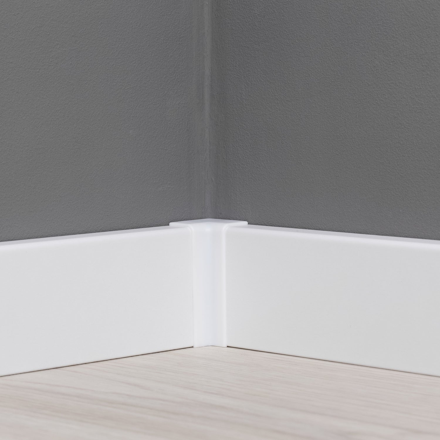 Innenecken für Sockelleiste Modern 58mm