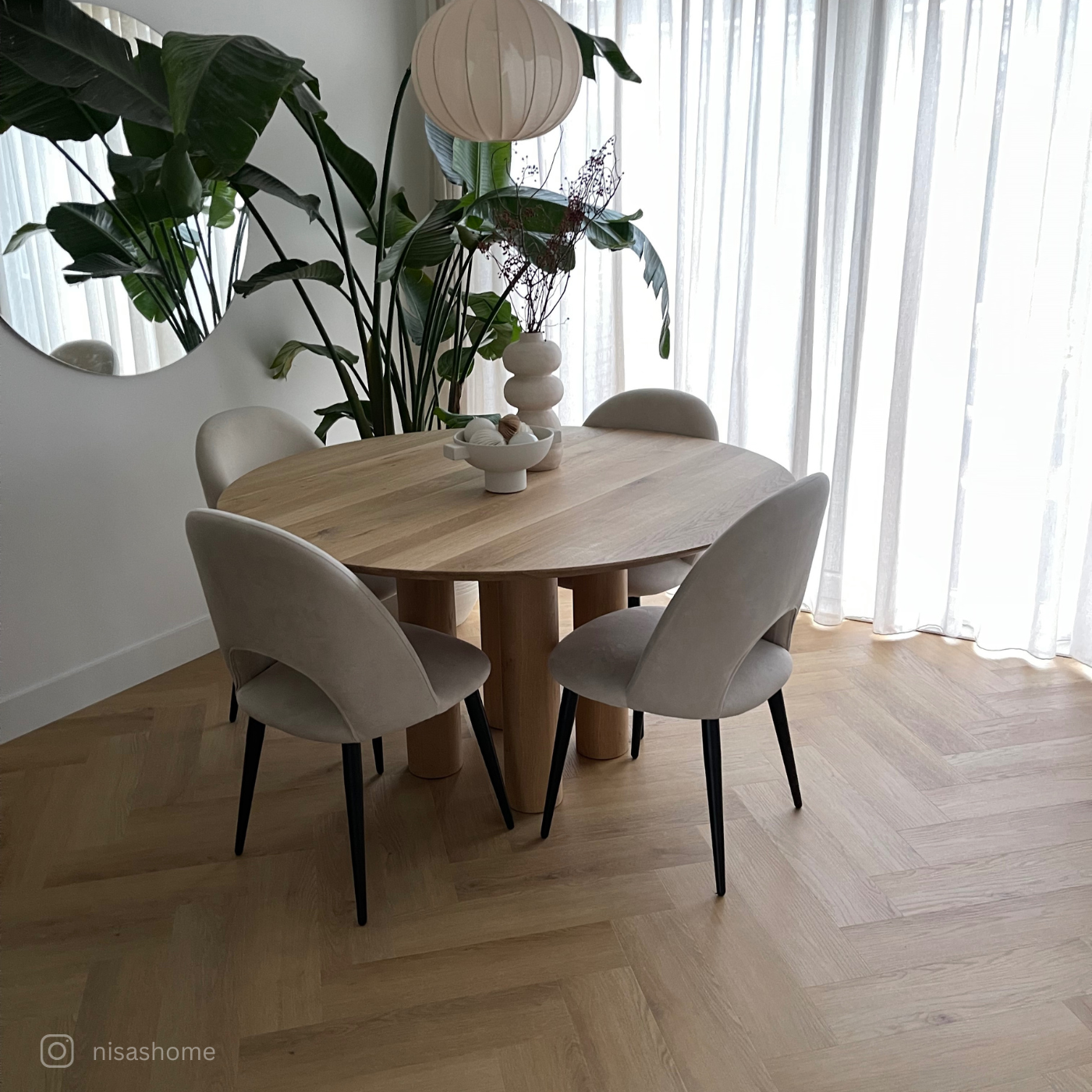 Fischgrät Design in Natur Braun Esszimmer