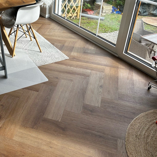 »Eiche Begonia« Fischgrät Klebevinyl 1m²