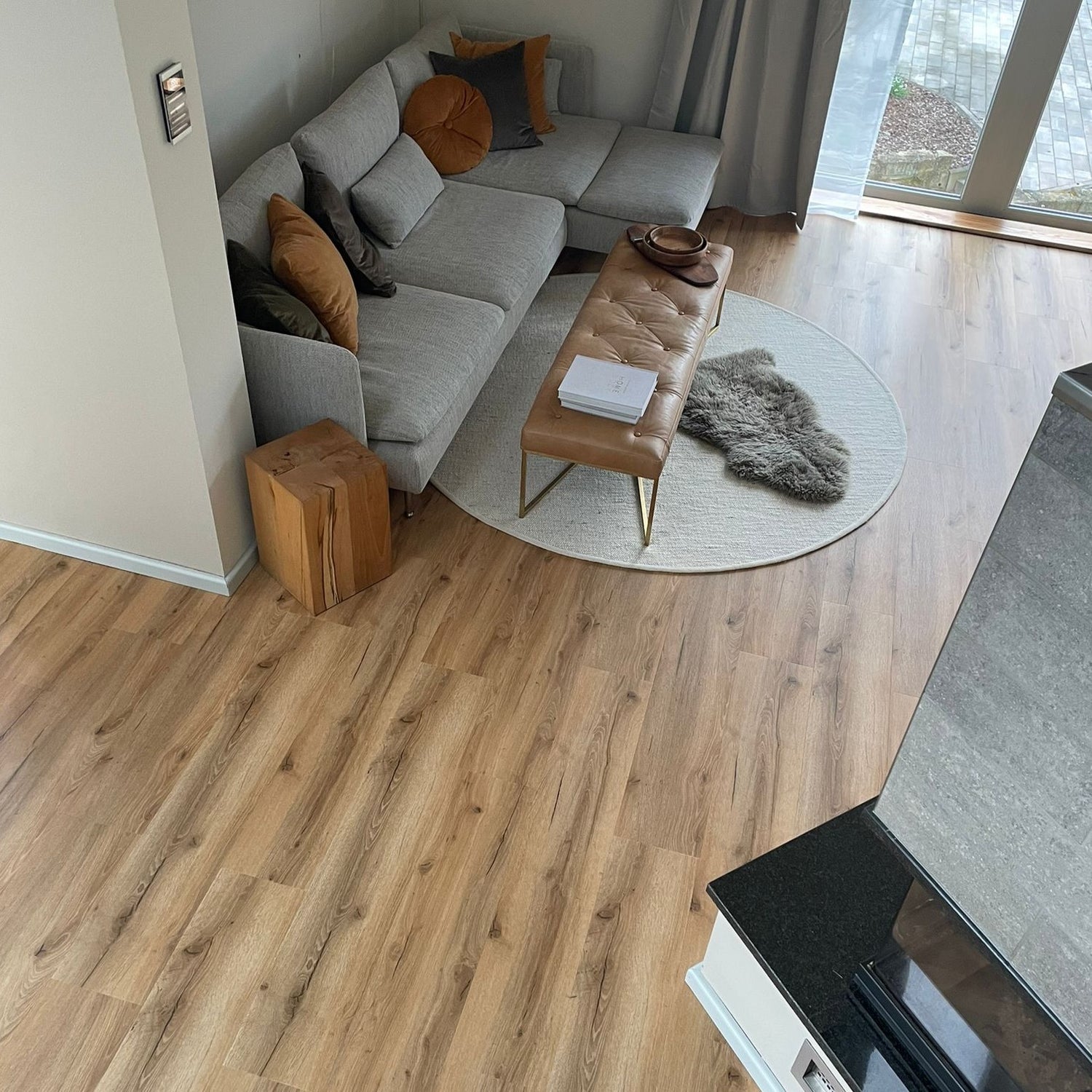 Klick-Vinyl in braun mit Holzoptik