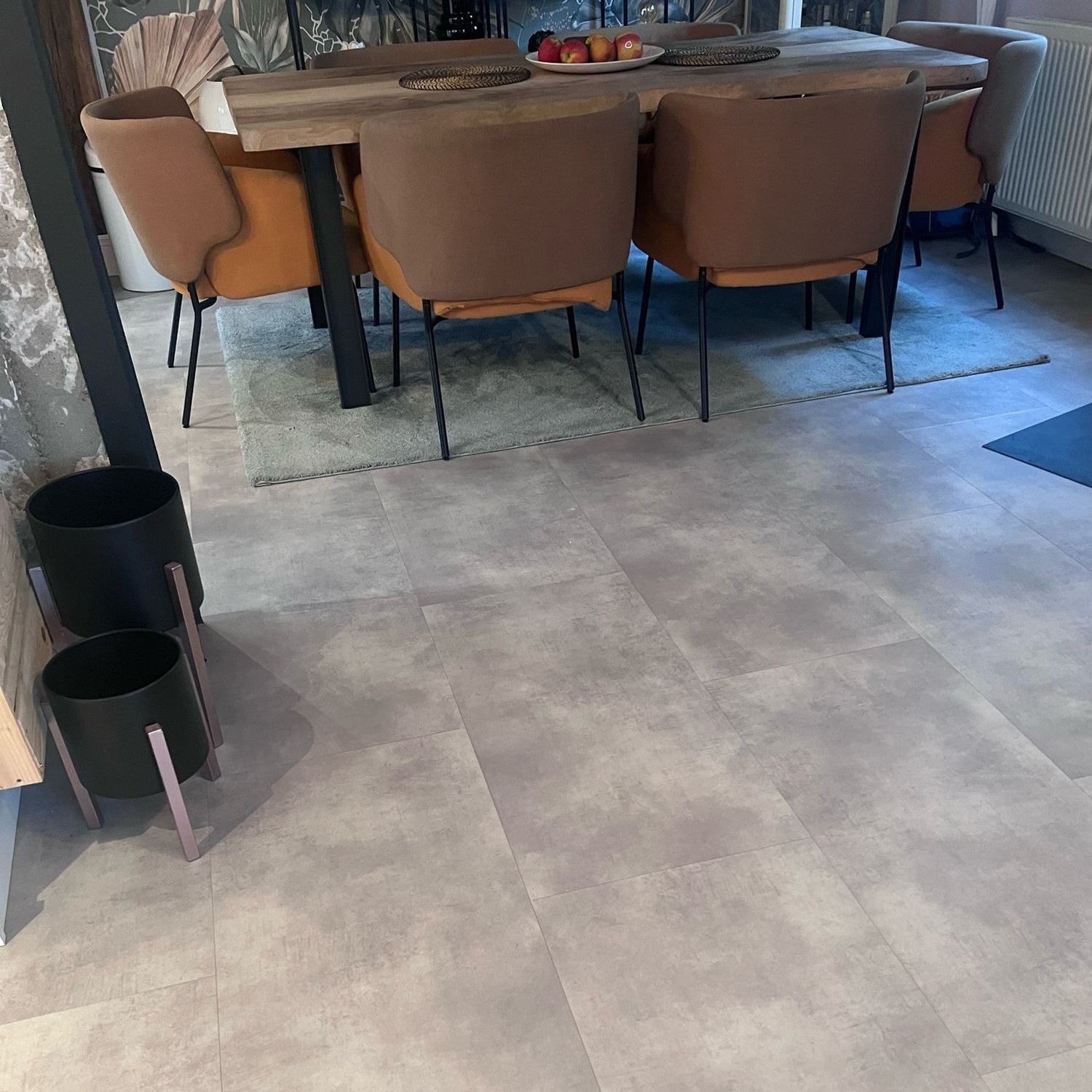 Authentischen Fliesenoptik in Grau