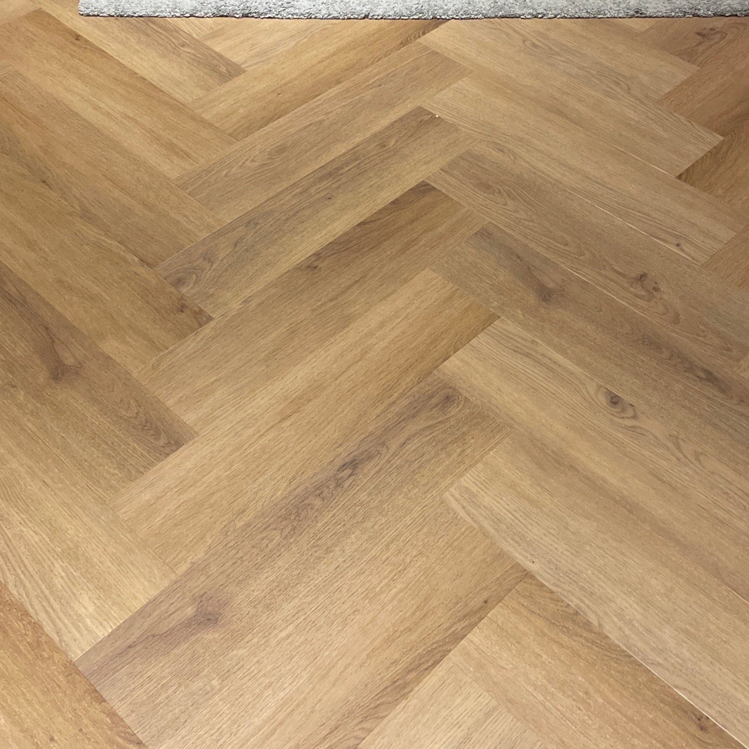 »Eiche Begonia« Klick-Vinylboden Fischgrät 1m²