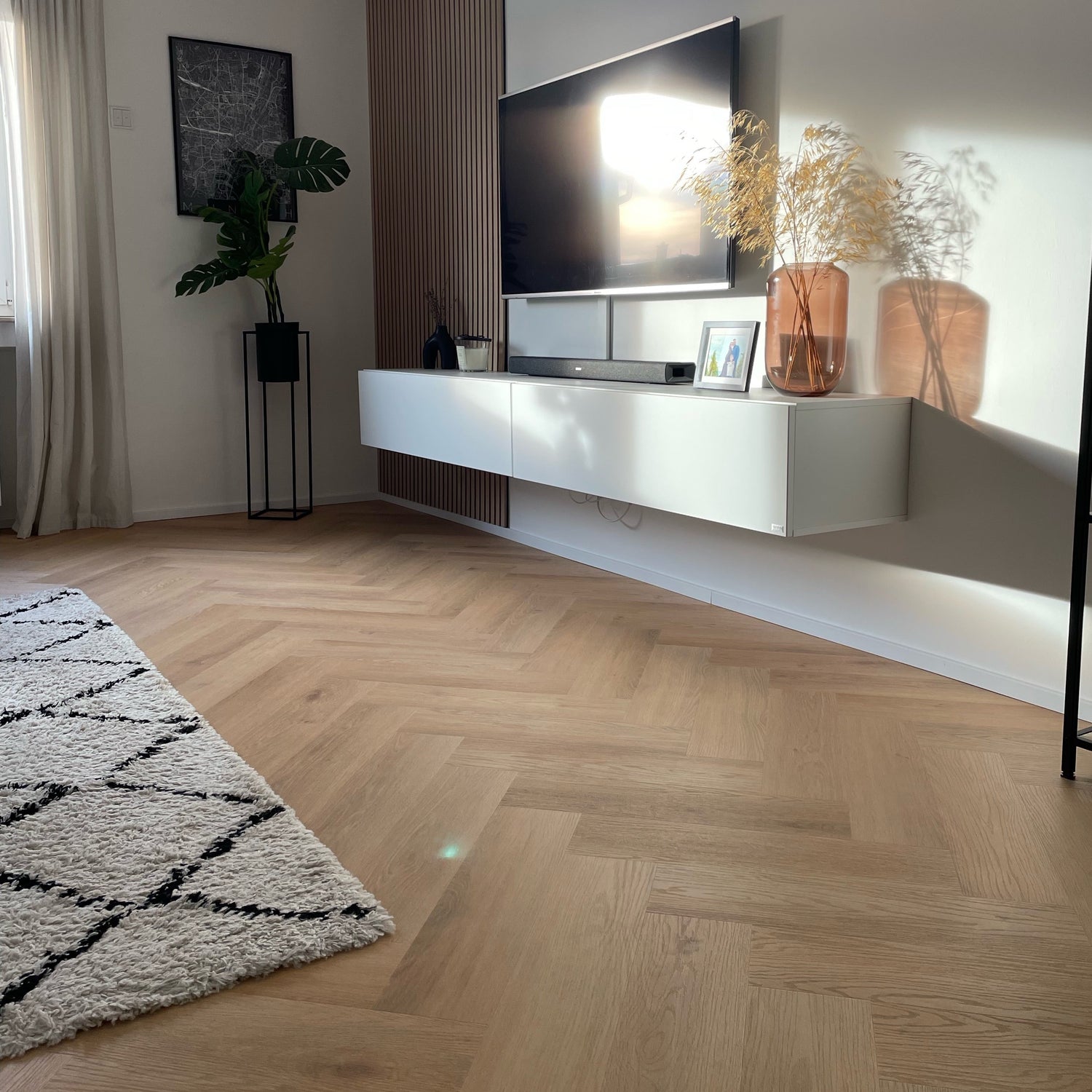 Fischgrät Design in Natur Braun