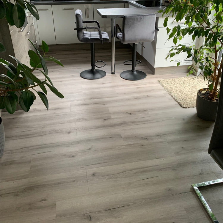 »Eiche Santorin« Klebevinyl Unique in Holzoptik Küche