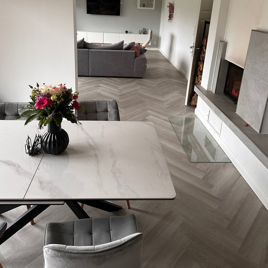 »Eiche Sago« Klick-Vinylboden Fischgrät 1m²