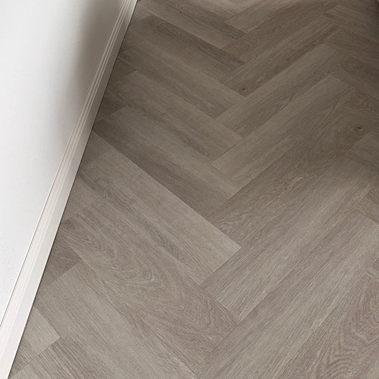 »Eiche Sago« Fischgrät Klebevinyl 1m²