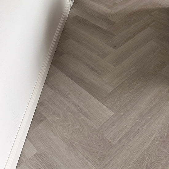 Fischgrät Design in Grau