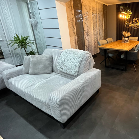 Draufsicht authentischen Fliesenoptik in dunkel Grau  Wohnzimmer