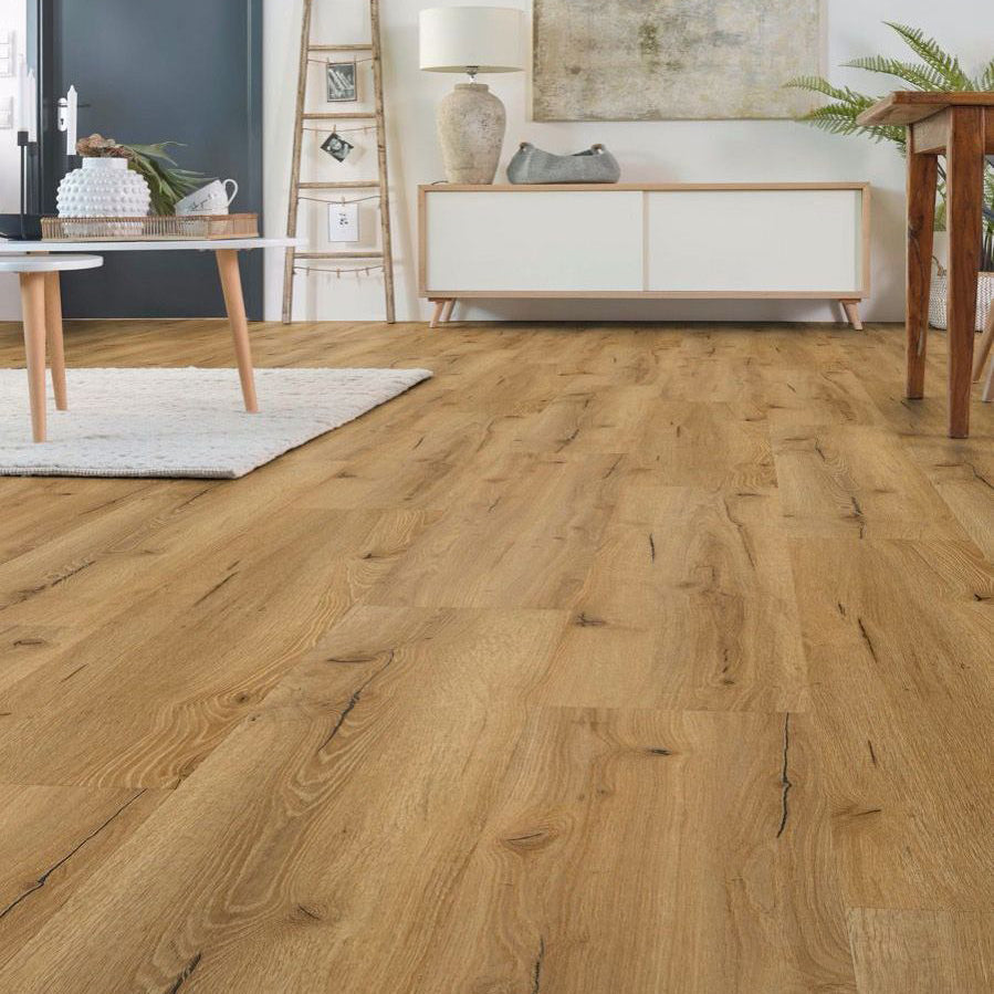 Klebevinyl braune Holzoptik im Wohnzimmer