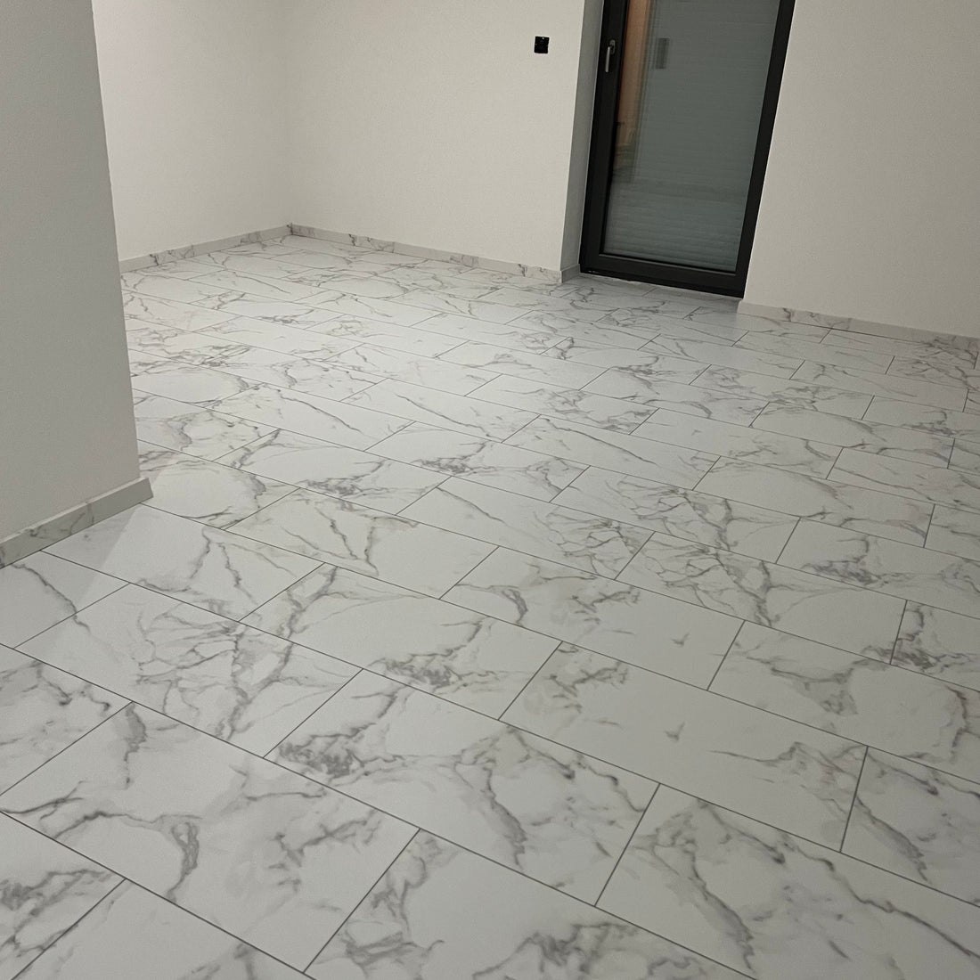Vinyl Laminat In Fliesenoptik 1