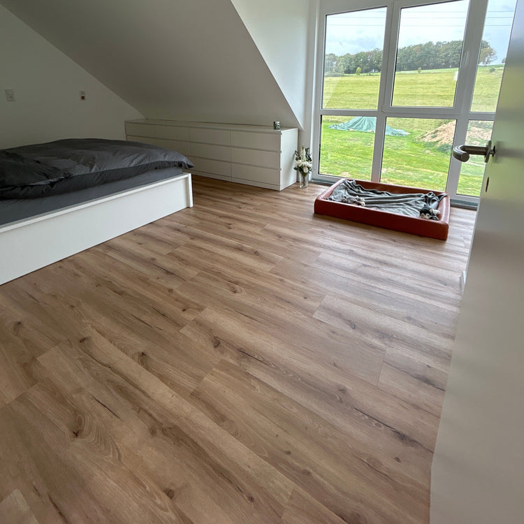 »Maple Oak« Premium Klick-Vinyl Ultimate Schlafzimmer