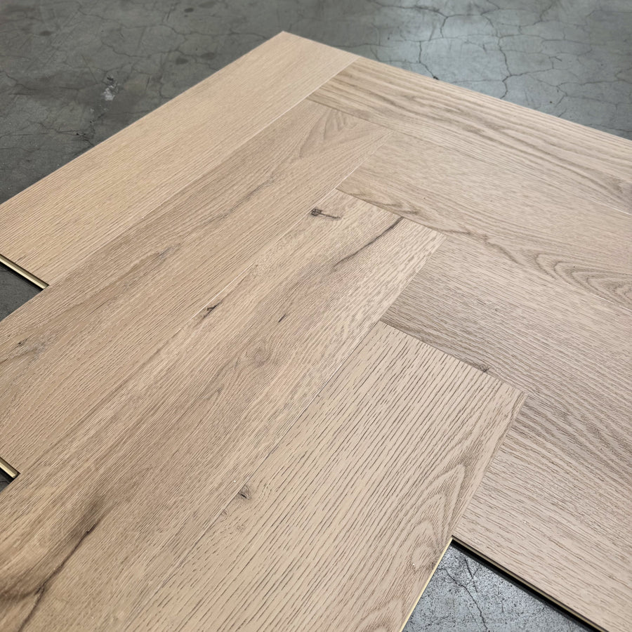 »Natural Oak« Premium Klick-Vinyl Fischgrät 1m²